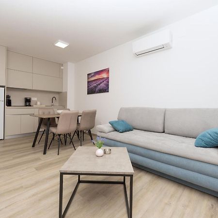 Apartments By The Sea Makarska - 19134 ห้อง รูปภาพ