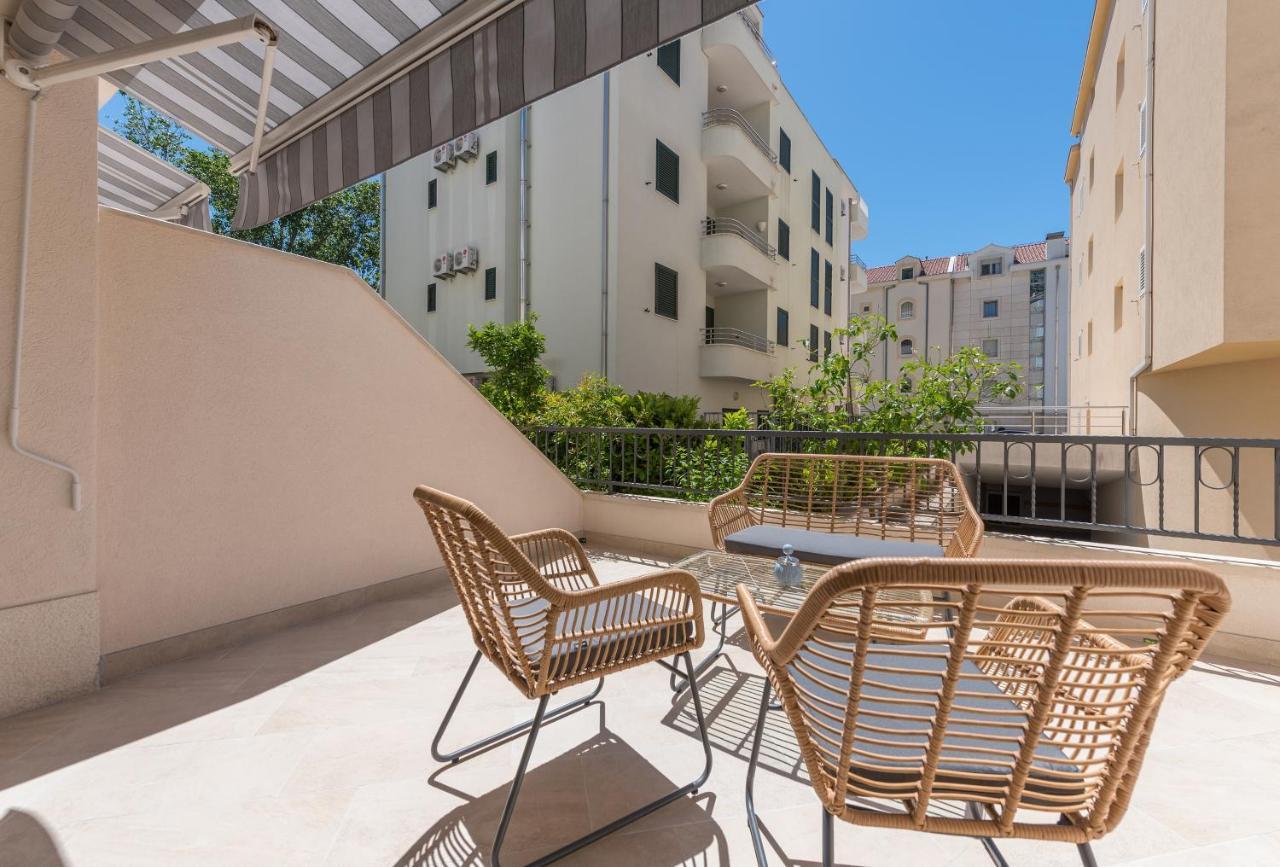 Apartments By The Sea Makarska - 19134 ภายนอก รูปภาพ
